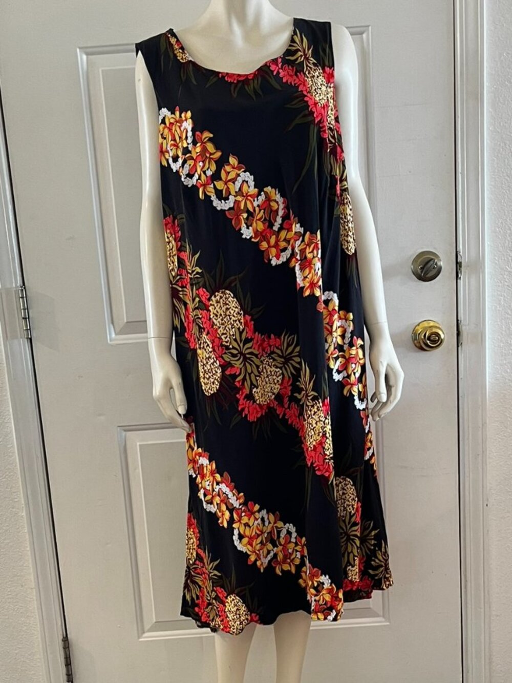 Hilo Hattie  Woman's Plus-Size Hawaiian Summer Beach Vacation Midi dress Sz 2x